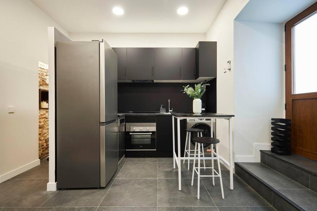 La Latina Ind Appartement Madrid Buitenkant foto